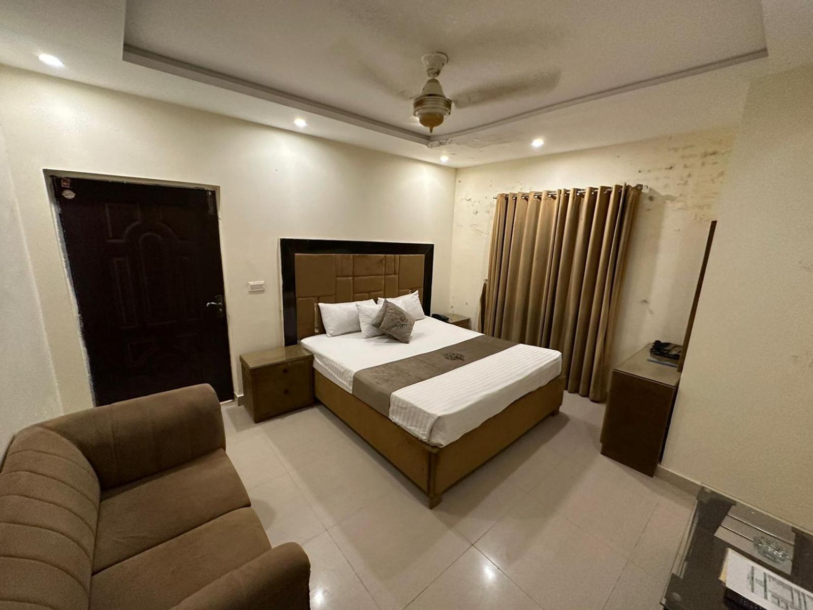 Hotel Green Fort Gulberg Lahore Exterior photo